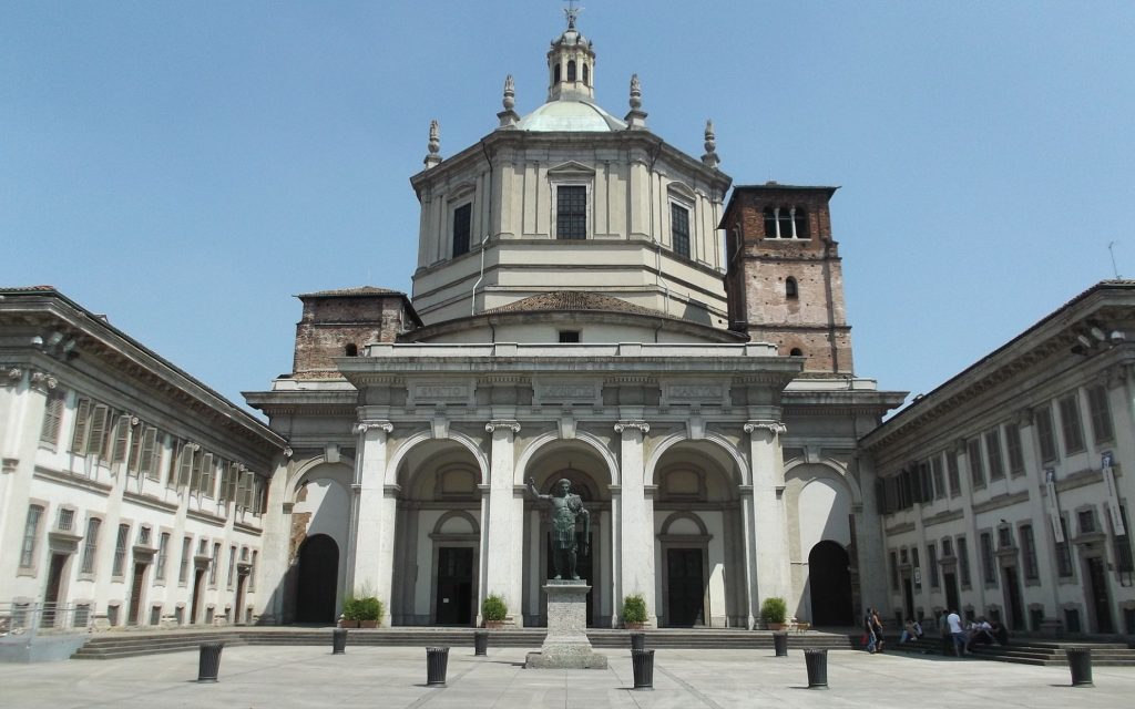 Facciata della Basilica Maggiore di San Lorenzo a Porta Ticinese, Milano